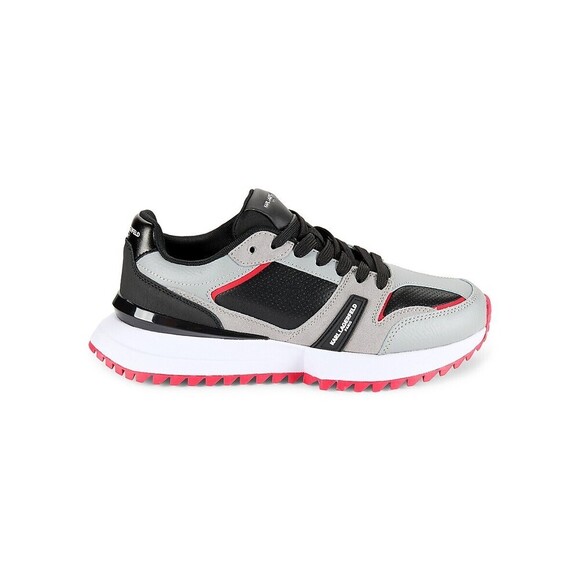 Athletic_Shoes